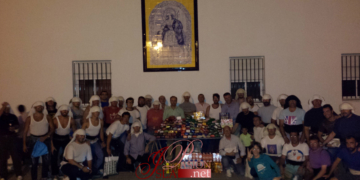 Los costaleros de la Pastora recogen 250 kilos en su primer ensayo solidario