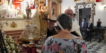Ayer se impusieron los escapularios a hermanos, fieles y devotos de la Virgen del Carmen