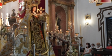 Novena a la Virgen del Carmen (VIII): María ejemplo de madre e intercesora