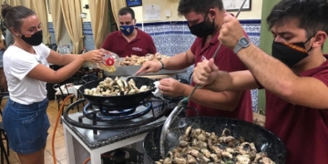 La solidaridad no se va de vacaciones en la Hermandad del Huerto