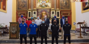 El San Fernando CD se encomendó a la Divina Pastora antes del inicio de la temporada