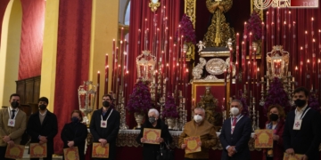 Medinaceli reconoce en el segundo día del Quinario a los hermanos que cumplen 25 años en su nómina