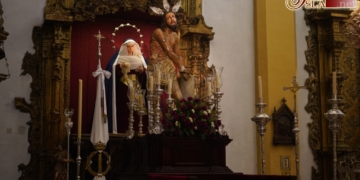 Jesús Atado y Flagelado a la Columna preparado sobre la parihuela para el Vía-Crucis del lunes