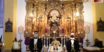 El Cristo de la Redención y la reliquia de San Juan Grande en veneración en la Iglesia Mayor