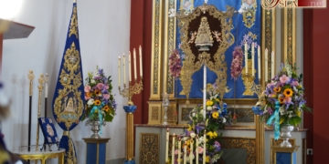 Los rocieros isleños celebraron misa en recuerdo de la peregrinación extraordinaria