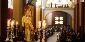 El Señor de la Columna presidió un íntimo y solemne Vía-Crucis