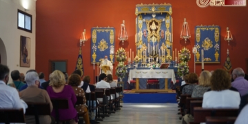 Función en el Rocío de La Isla con la protestación de fe y la imposición de medallas de los nuevos hermanos