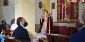 La Virgen de la Paz presidió el rezo del Santo Rosario en la Inmaculada