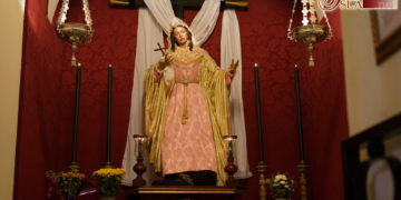 Una eucaristía conmemora la festividad de Santa Elena en San Francisco