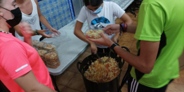 La solidaridad no se va de vacaciones en la Hermandad del Huerto