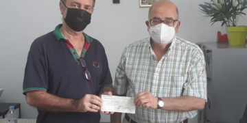 Alimentos, productos de limpieza y 1155 euros a Cáritas gracias al ‘agosto solidario’ de la Pastora