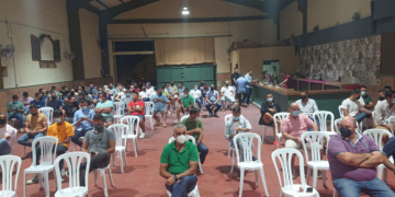 La cuadrilla de hermanos del Nazareno comienza su recorrido para una nueva madrugá