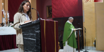 Los jóvenes de Columna participan en el inicio del Triduo a la Virgen de las Lágrimas