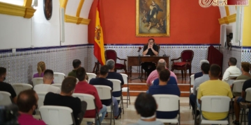 La Cruz, misterio de la Salvación a través de la conferencia de Gonzalo Gómez Zaragoza