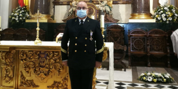 Juan Sánchez Palacio recibió la Cruz Fidelitas del Arzobispado Castrense