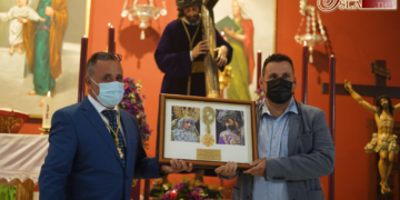 Gran Poder homenajea a Jesús Bolaños Valverde por sus nueve años como Hermano Mayor