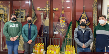 La JCC colabora con aceite para la cocina solidaria ‘Beato Marcelo Spínola’