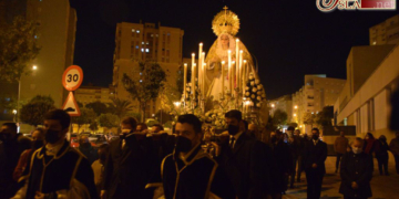 La Virgen de las Penas presidió el rezo del rosario por las calles de la feligresía