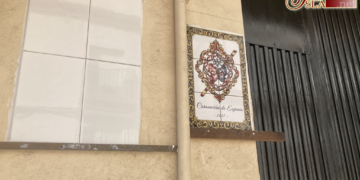 La calle Alsedo se prepara para ser el hogar del Señor de la Coronación de Espinas