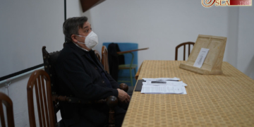 Luis Palomino disertó sobre los colores litúrgicos en el regreso de las aulas pastoreñas