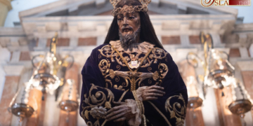 Jesús Nazareno expuesto a la veneración de los fieles con motivo de sus cultos más antiguos