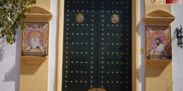 Colocadas las puertas del lateral de la Pastora tras ser restauradas