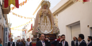 Con la Virgen de la Trinidad se inicia el ciclo de rosarios de la aurora de mayo
