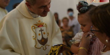 Se recuperó tras dos años la presentación de los niños a la Virgen del Carmen
