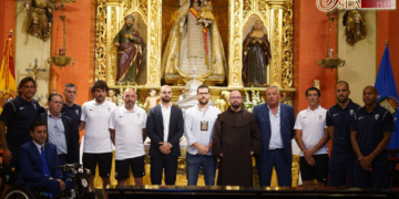 El San Fernando CD se encomienda al Carmen y a la Pastora ante una nueva temporada