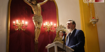 Jesús Devesa exaltó a la Cruz como una llamada al ejemplo cofrade