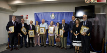 Soledad homenajea a sus hermanos más veteranos