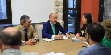 Ayuntamiento y Consejo trabajan de cara al nuevo curso cofrade