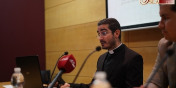 Gómez Sánchez disertó sobre el acompañamiento espiritual en el Rocío