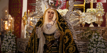 Extraordinario Besamano para poner fin al XXV aniversario de la bendición de Desamparados