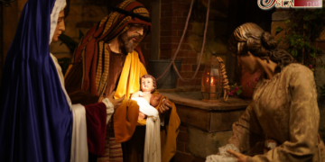 Soledad recrea entre el Monumental y el de Playmobil el Nacimiento del Hijo de Dios