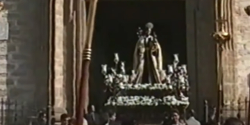 La salida procesional de San José de 2002 en… ‘Aquella Semana Santa’