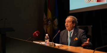 «En las hermandades la mano izquierda sí debe saber lo que hace la derecha»