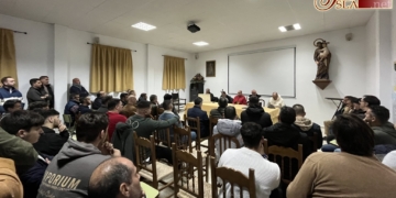 Gran afluencia de cargadores en la asamblea de las cuadrillas de Misericordia