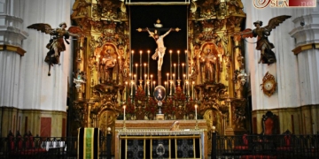 Toda la solemnidad en el Quinario del Cristo de la Vera-Cruz de Cádiz