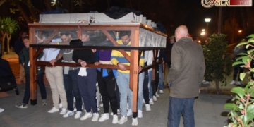 La cuadrilla de la Virgen de las Lágrimas comenzó sus ensayos de cara al Domingo de Ramos