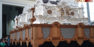 El paso de Caridad abrió las puertas de la Castrense a una nueva Semana Santa