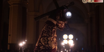 La Isla cofrade acompañó a Jesús Nazareno hasta su altar de Quinario