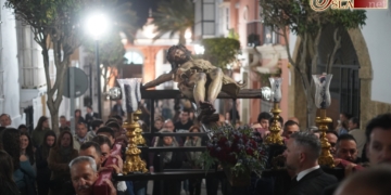 El Sábado de Pasión llega a su fin junto al Cristo de la Sangre