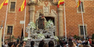 La Virgen del Carmen volverá a recorrer en peregrinación los templos isleños en el mes de junio con motivo de su 325 aniversario