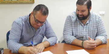 Huerto rubrica con el Carmen de Salteras su participación en la Magna tras Gracia y Esperanza Coronada