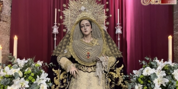 La Virgen de la Trinidad de Cádiz en besamano con motivo de los cultos eucarísticos en su honor