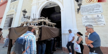 Con el traslado del paso de la Patrona comienza un intenso junio carmelitano
