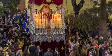 La Virgen de las Angustias saldrá en la Magna bajo el palio de la Trinidad de Barbate