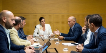Cavada asegura que trabaja con el Consejo para «cerrar al milímetro» todos los detalles de la Magna