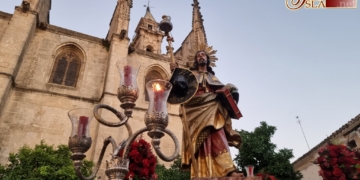 El Apóstol Santiago procesionó por las calles de Jerez de la Frontera